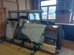 17#8771 Mobili finiti, materia prima e semilavorati, ferramenta e bulloneria