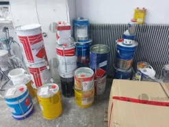 17#8771 Mobili finiti, materia prima e semilavorati, ferramenta e bulloneria