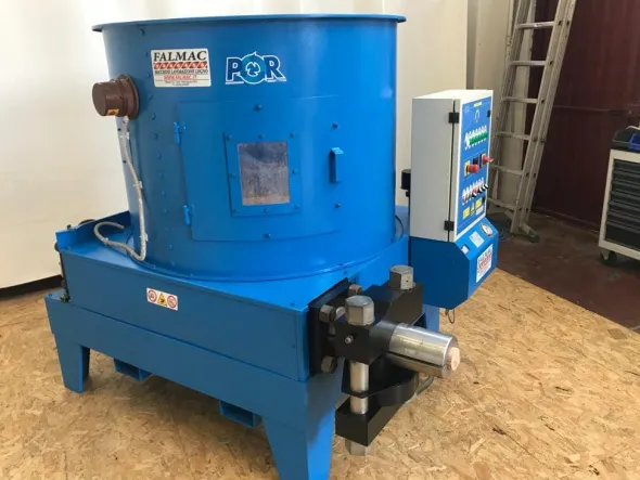 MO966 - 1300Bricchettatrice per trucioli di legno