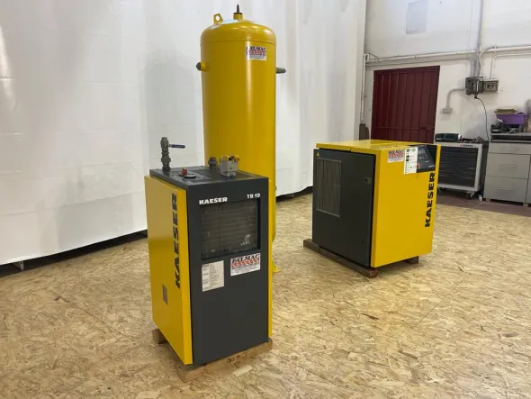 MO881-1187Compressore marca Kaeser