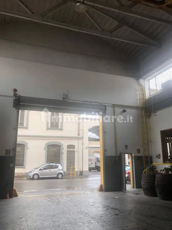 Monza - Capannone di ca 600 mq