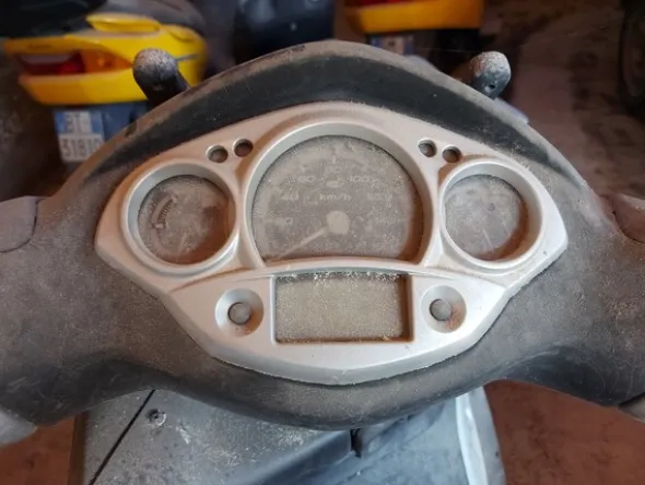 18#77941 Motocicli Suzuki e Yamaha