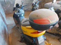 18#77941 Motocicli Suzuki e Yamaha