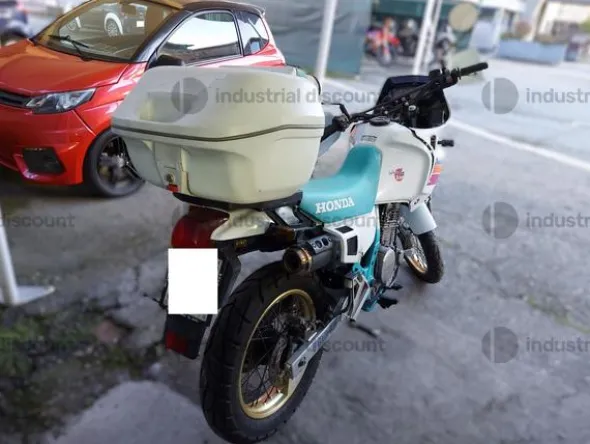 4#8907 Motociclo Honda