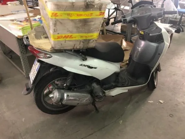5#4548 Motociclo Peugeot
