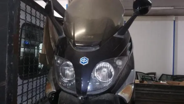 2#4610 Motociclo Piaggio
