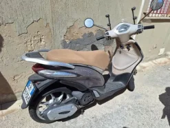 1#8386 Motociclo Piaggio Liberty 125