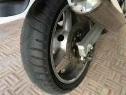 4#4972 Motociclo Suzuki SV650