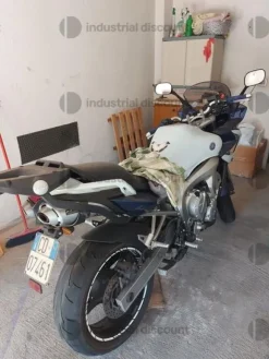 12#9070 Motociclo Yamaha 397