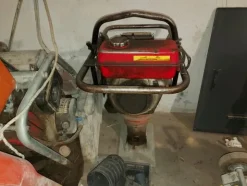 42#7725 Motocompressore Honda e tassellatori