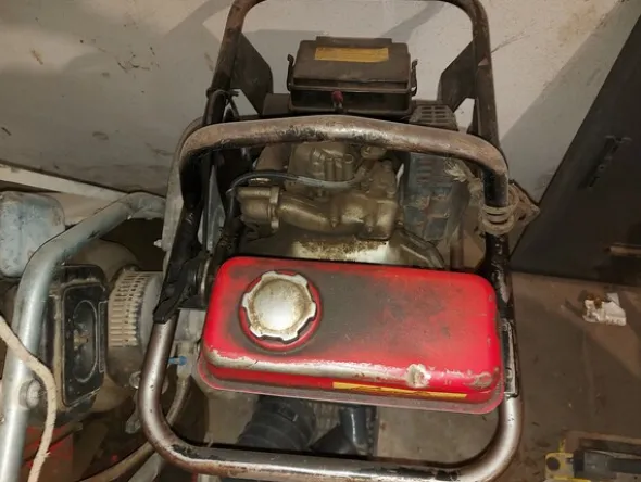 42#7725 Motocompressore Honda e tassellatori