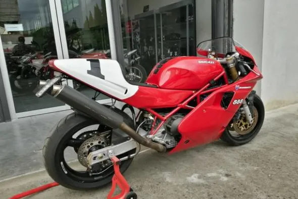 6#3672 Moto Ducati 888 SP4