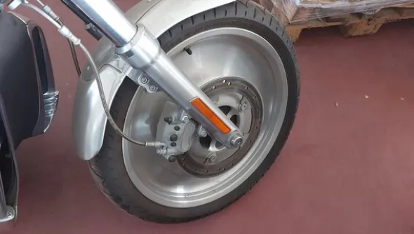 43#5771 Moto Harley Davidson