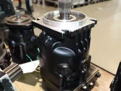 Motore Sauer Danfoss 90M075NC0N8N0C6W00NNN0000F3