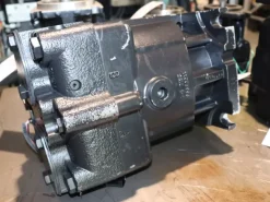 Motore Sauer Danfoss 90M130NC0NUN0F1D00LAA0000NH