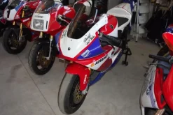 34#3672 Moto Yamaha R7 Advance750cc