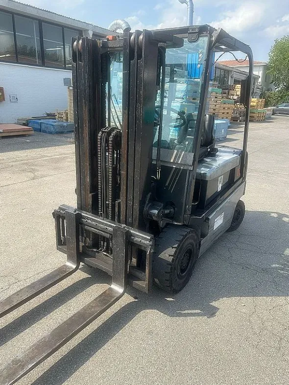Muletto Nissan 25 quintali elettrico