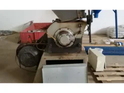 Mulino per plastica