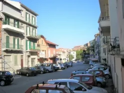 #14694 Negozio da ristrutturare con pertinenza e cantina