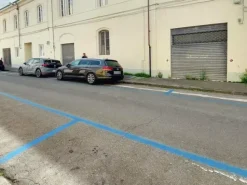 #21597 Negozio open-space in zona centrale