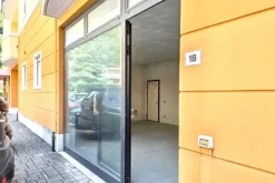 #2536119 Negozio (sub 275) in edificio polifunzionale
