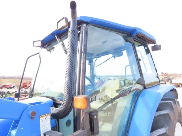 NEW HOLLAND TL90 4x4