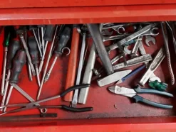 1#6270 Officina meccanica per autoveicoli