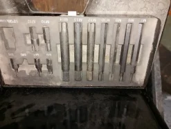 1#6270 Officina meccanica per autoveicoli