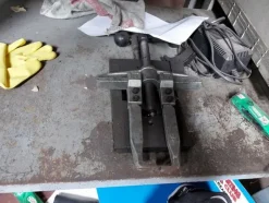 1#6270 Officina meccanica per autoveicoli