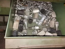 1#6270 Officina meccanica per autoveicoli