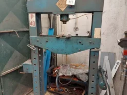 1#6270 Officina meccanica per autoveicoli
