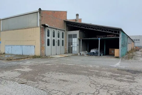 #14820 Opificio con pertinenze in zona industriale