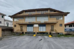 #19019 Opificio industriale con corte esterna