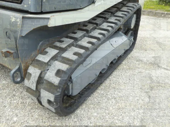 Pala cingolata Takeuchi TL6R