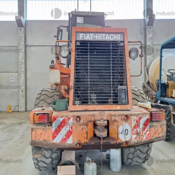 2#8848 Pala gommata Fiat Hitachi