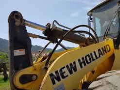 45#4479 Pala gommata New Holland