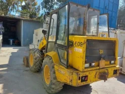 24#6053 Pala semovente JCB