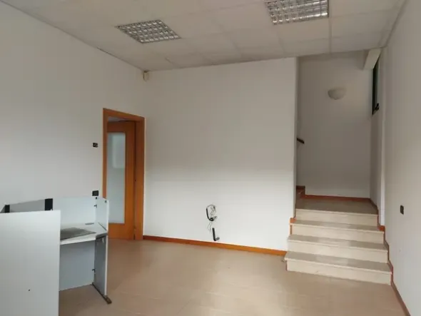 #15165 Palazzina direzionale
