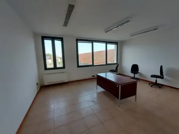 #15165 Palazzina direzionale