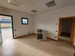 #15165 Palazzina direzionale