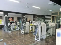 #9713 Palestra in villaggio polifunzionale