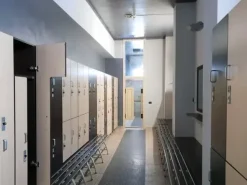 #9713 Palestra in villaggio polifunzionale