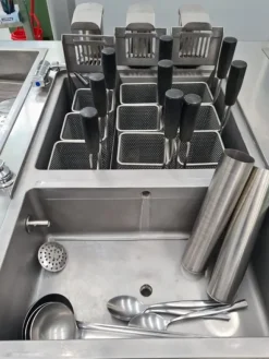 5#8357 Pasta Station