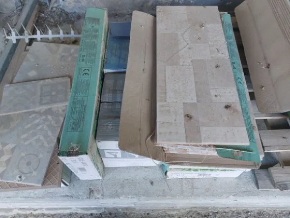 15#8015 Pavimenti e rivestimenti