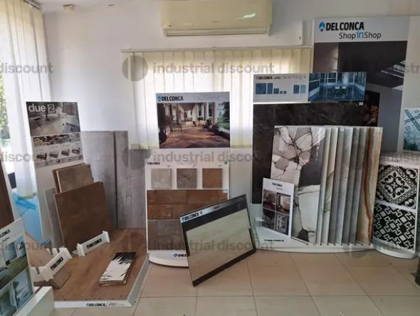 8#8706 Pavimenti e rivestimenti in pietra