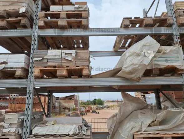 8#8706 Pavimenti e rivestimenti in pietra