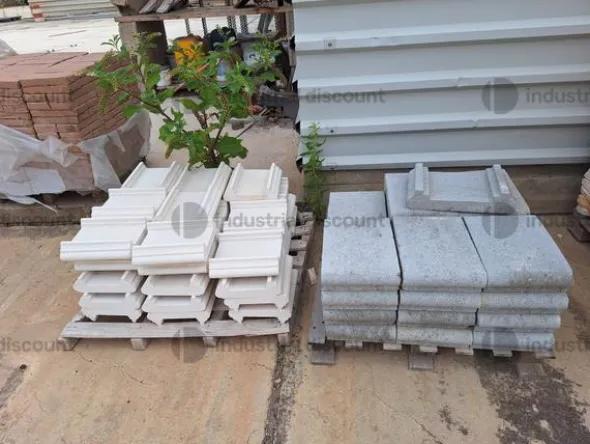 8#8706 Pavimenti e rivestimenti in pietra
