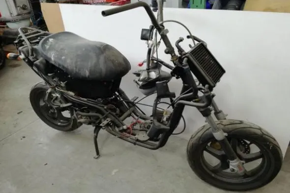 38#3672 Pezzi di ricambio motociclo Yamaha Aerox 50cc