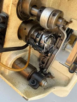 PFAFF 953 Macchina cucire lineare rasafilo