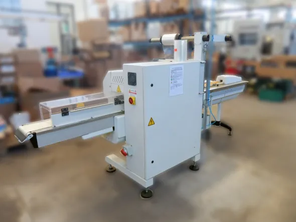 PFM Packaging Machinery PEARL - horizontal pillow-pack wrapper - Year 2008